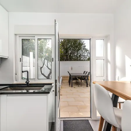 Villa Birdsong Serenity Awaits You *
